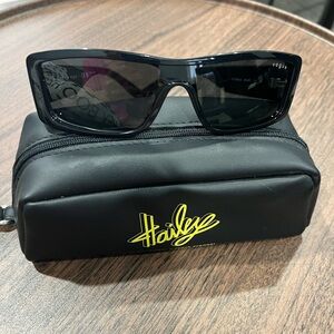 Hailey x Vogue Black Sunglasses